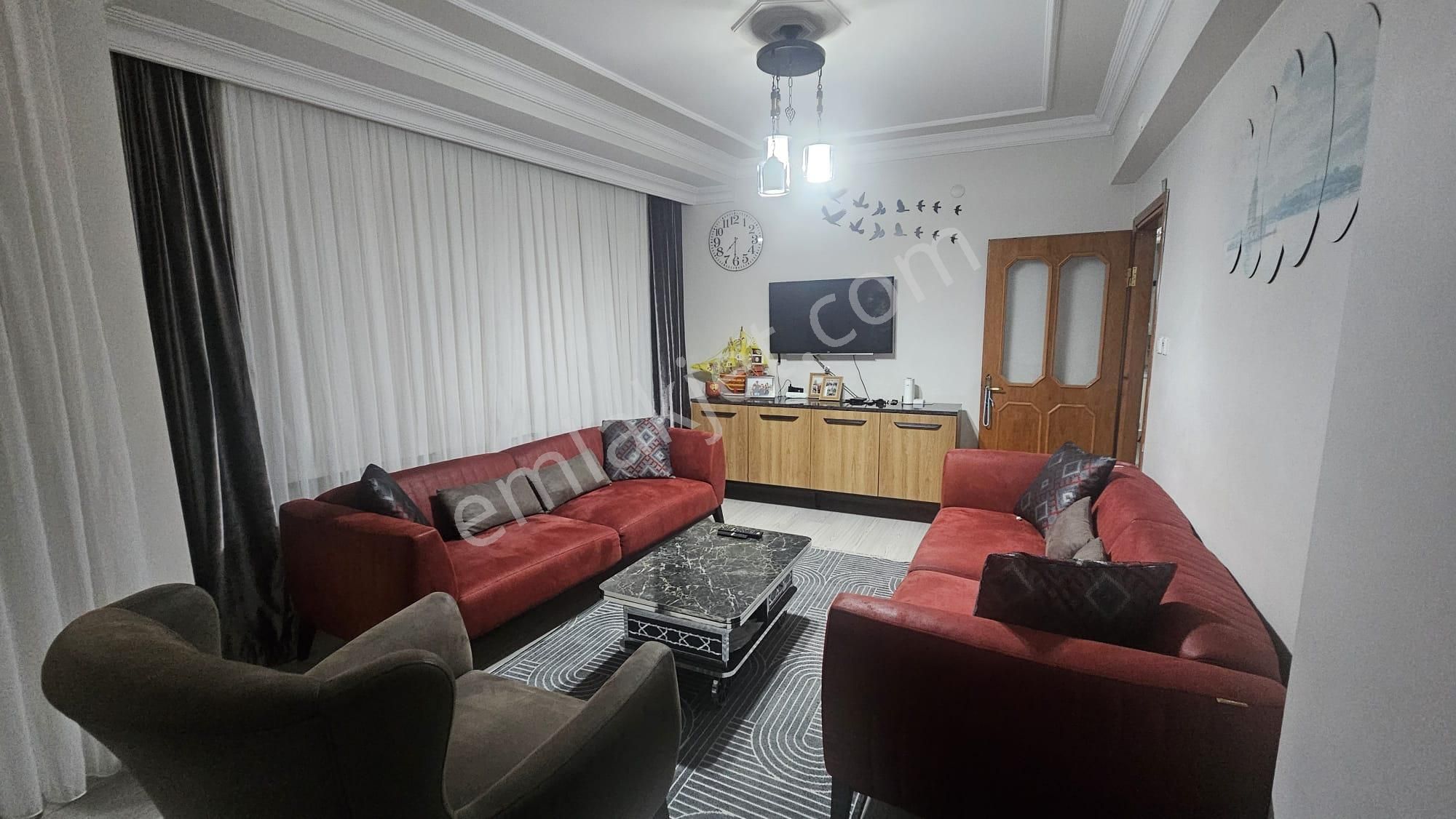 Esenler Kemer Mahallesi’nde 110 M² 2+1 Fırsat Daire - Görsel 3