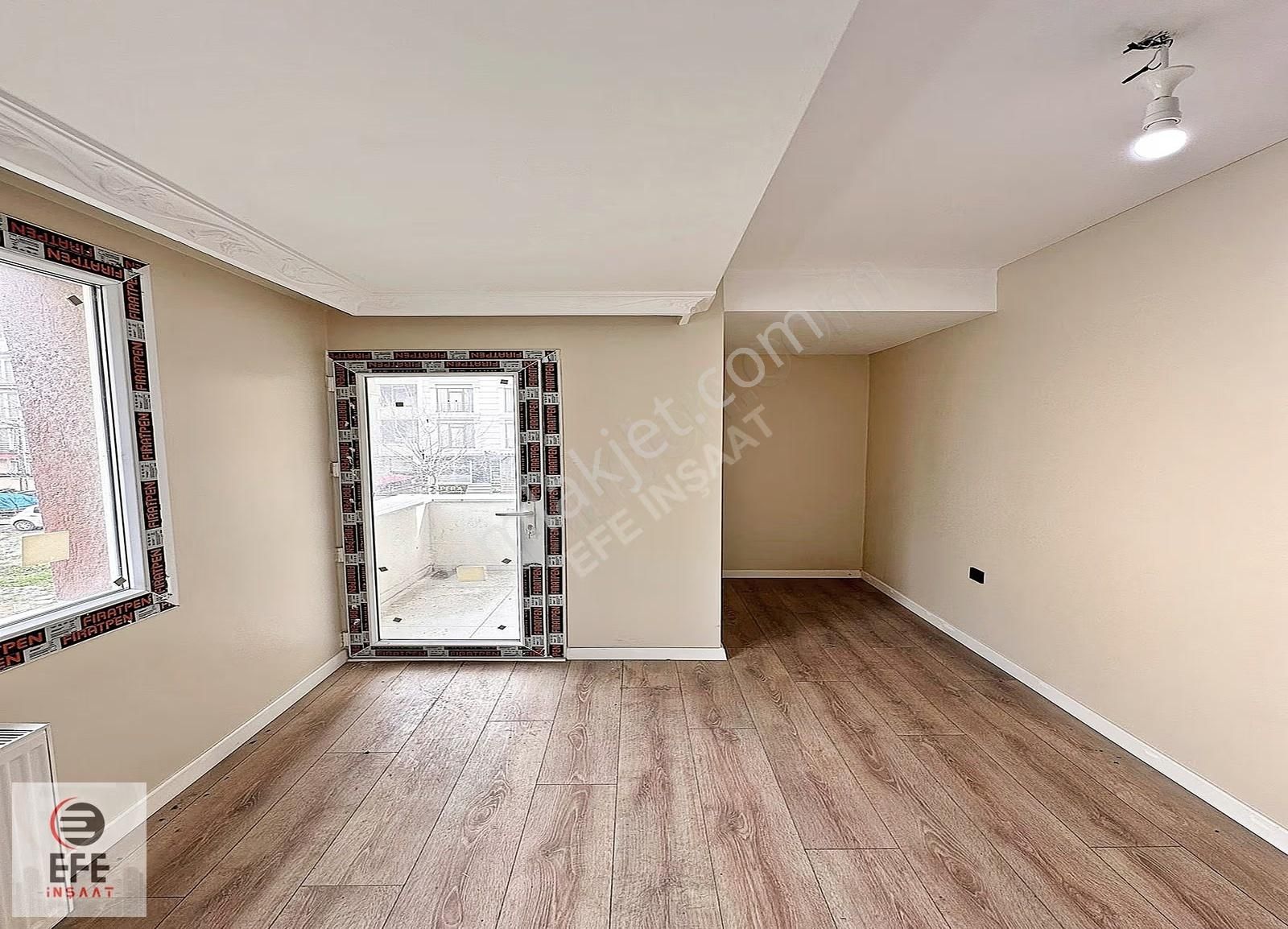 Efe'den Metrobüse 2dk Mesafede Sıfır Binada Dekorlu Satılık 2+1 - Görsel 4