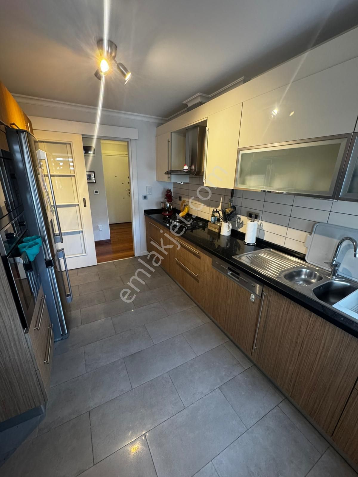 Ethemefendi Cadde Kesişiminde 4+1 Dubleks Daire - Görsel 16