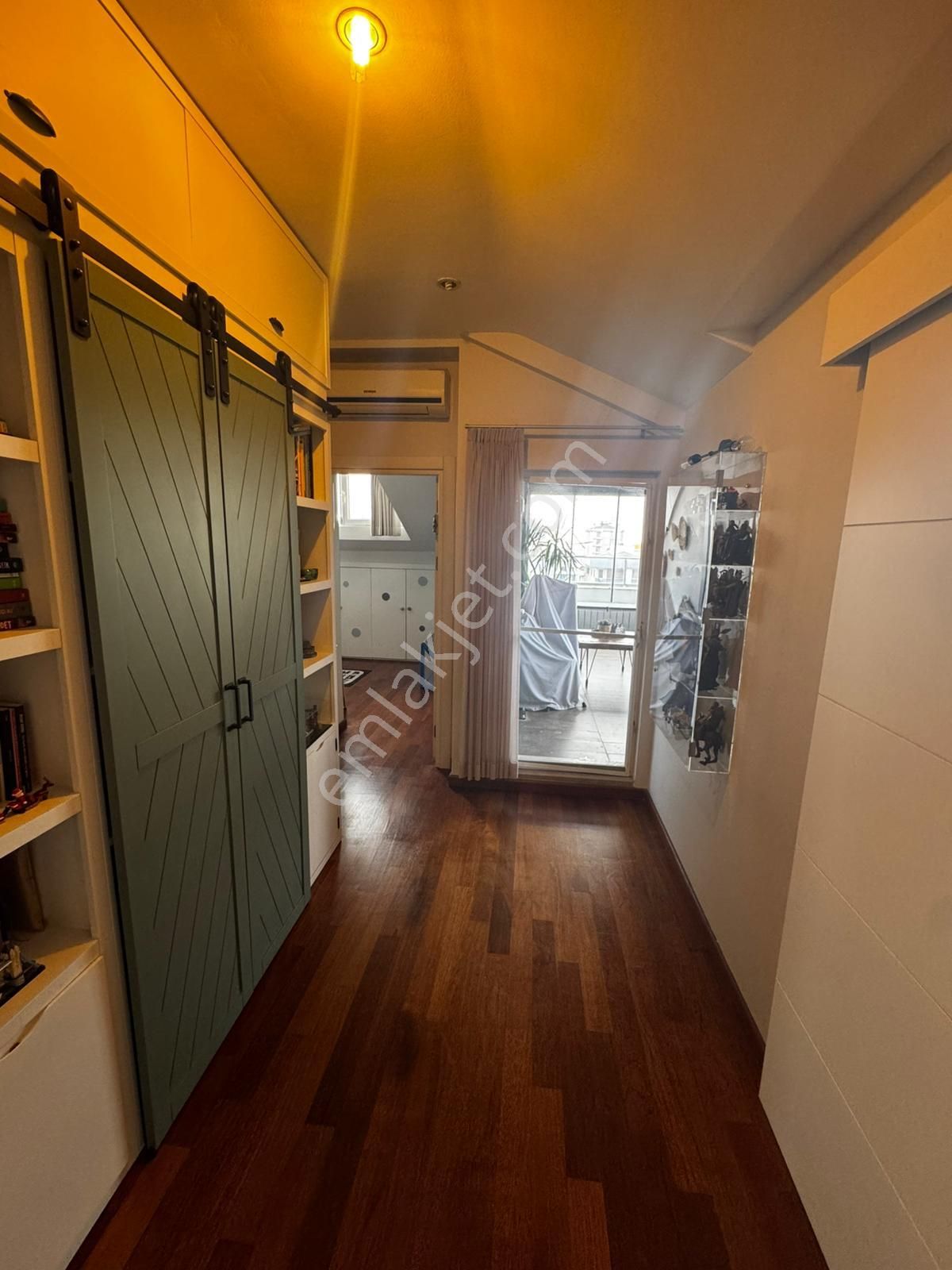 Ethemefendi Cadde Kesişiminde 4+1 Dubleks Daire - Görsel 21