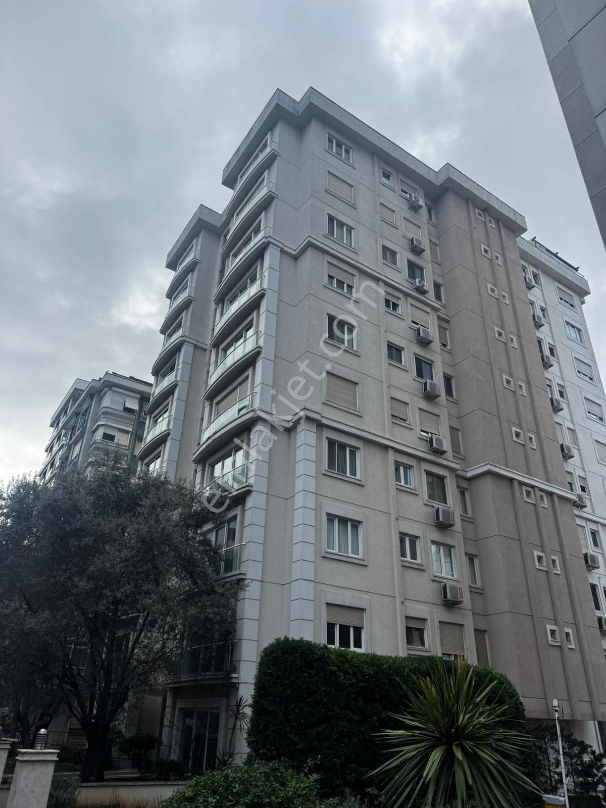 Ethemefendi Cadde Kesişiminde 4+1 Dubleks Daire - Görsel 2