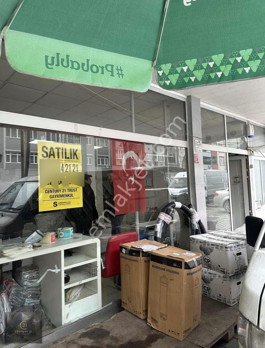 Kurumsal Kiracılı Cadde Üstü Satılık Dükkan