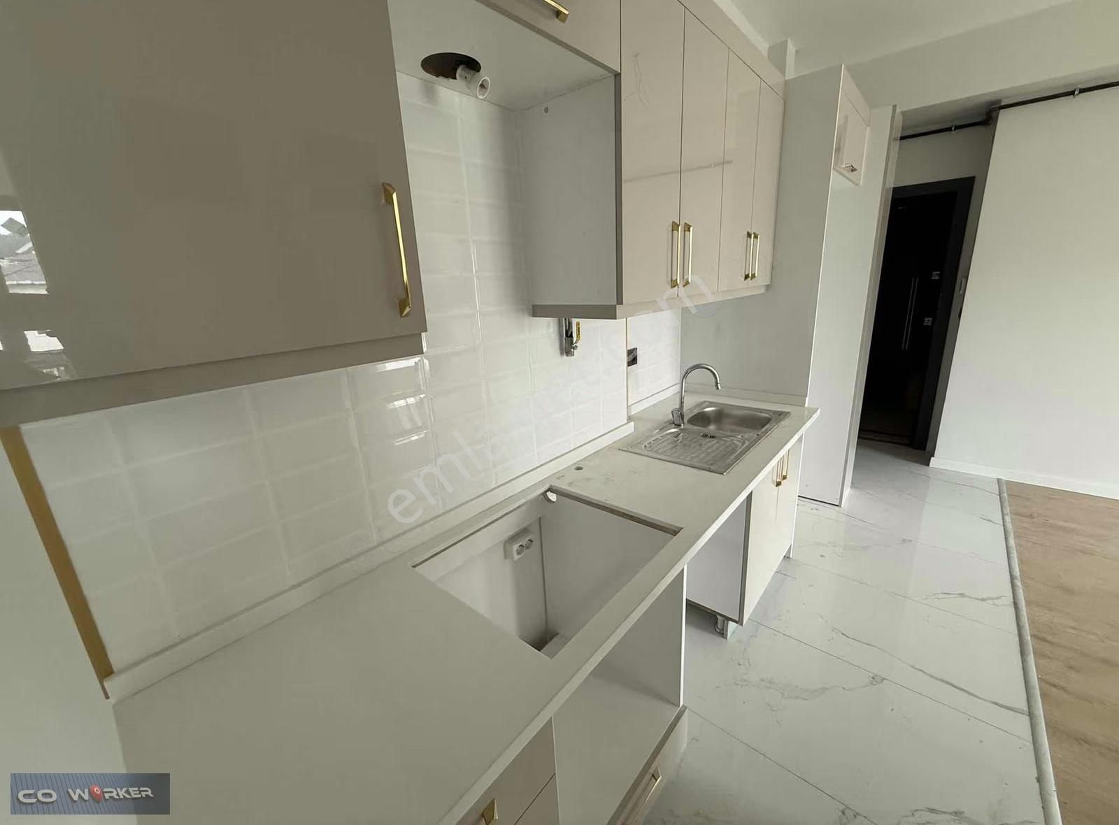 Pendik Velibaba Mah.cadde Üzeri Site İcersinde Satılık 2+1 Daire - Görsel 4