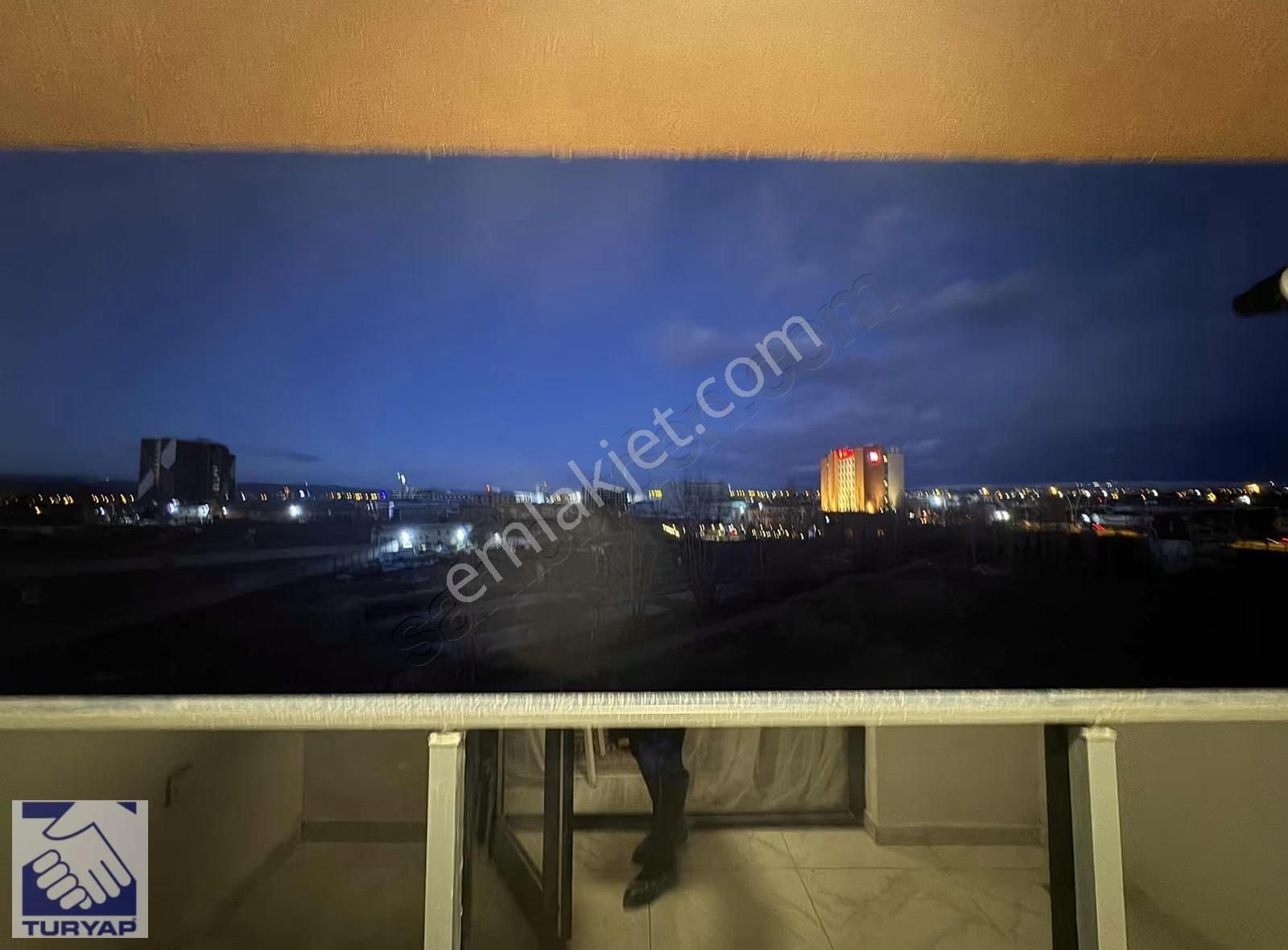 Havaalanı Yolunda Güvenlikli Sitede Tam Eşyalı Kiralık 1+1daire - Görsel 7