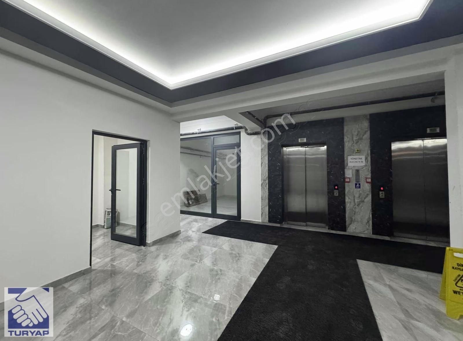 Havaalanı Yolunda Güvenlikli Sitede Tam Eşyalı Kiralık 1+1daire - Görsel 30