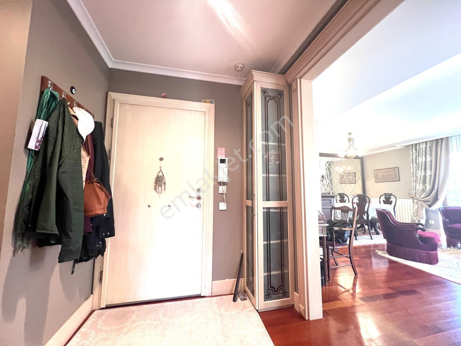 Erenköy'de Cadde Tren Arası Muhteşem Lokasyonda Satılık 3+1 Daire - Görsel 9