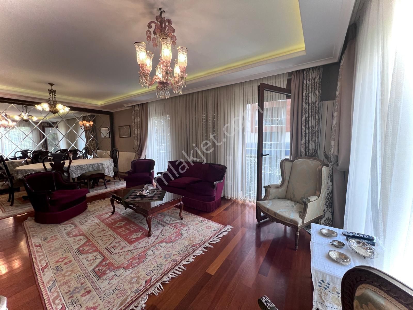 Erenköy'de Cadde Tren Arası Muhteşem Lokasyonda Satılık 3+1 Daire - Görsel 15