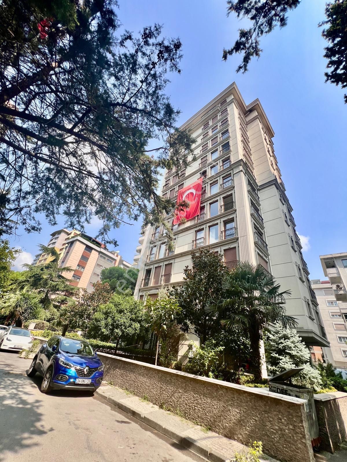 Erenköy'de Cadde Tren Arası Muhteşem Lokasyonda Satılık 3+1 Daire - Görsel 3