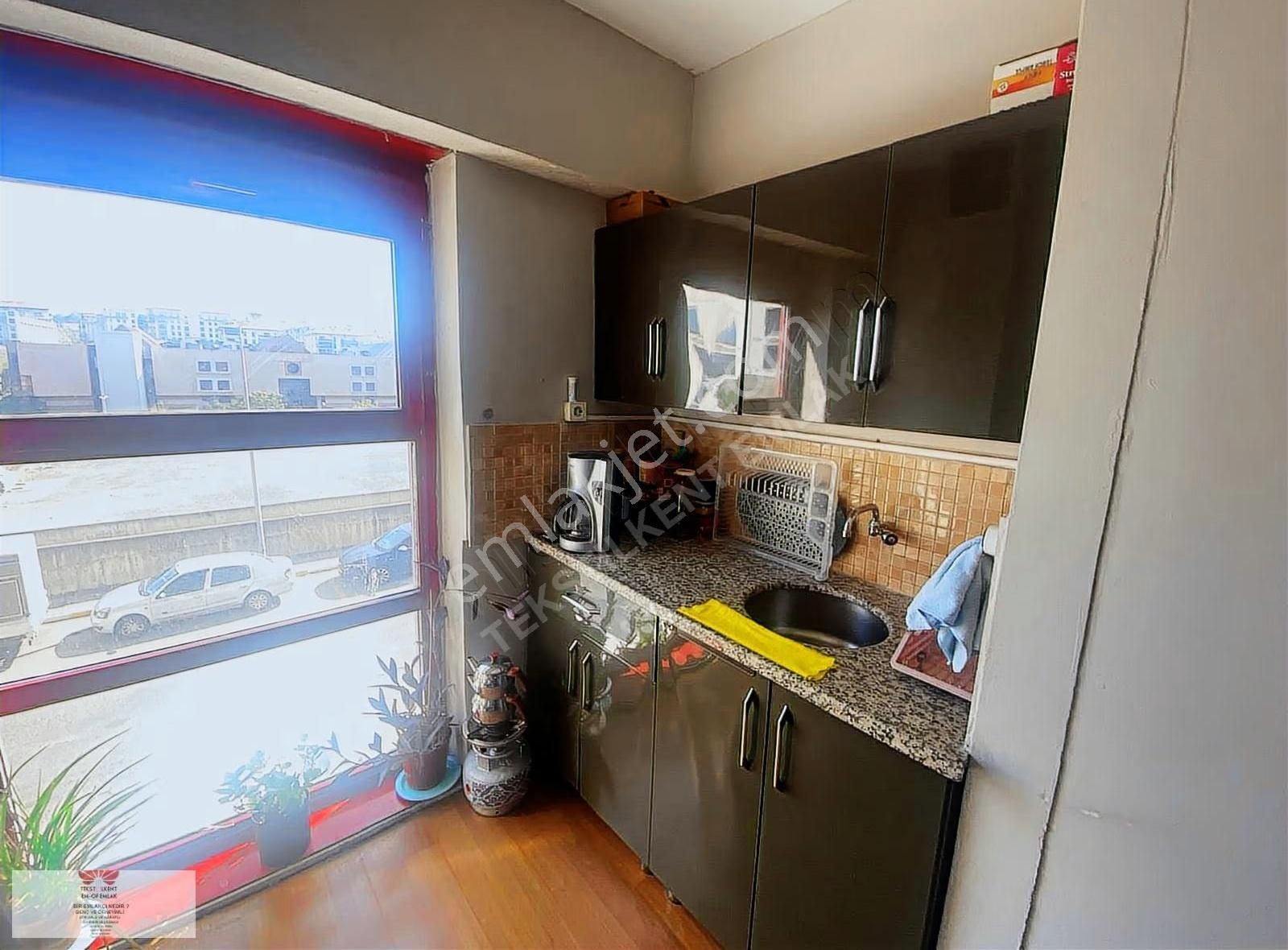 Tekstilkent Emlak'tan G2 Blok'ta Giriş Kat Camlı Satılık İş Yeri - Görsel 17