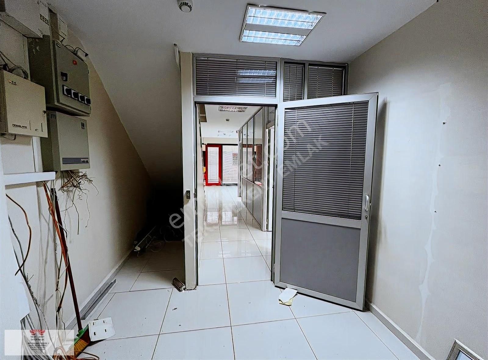 Koza Plazanın Yanında Lüks Yapılı Bölmeli 160m2 Kiralık İşyeri - Görsel 20