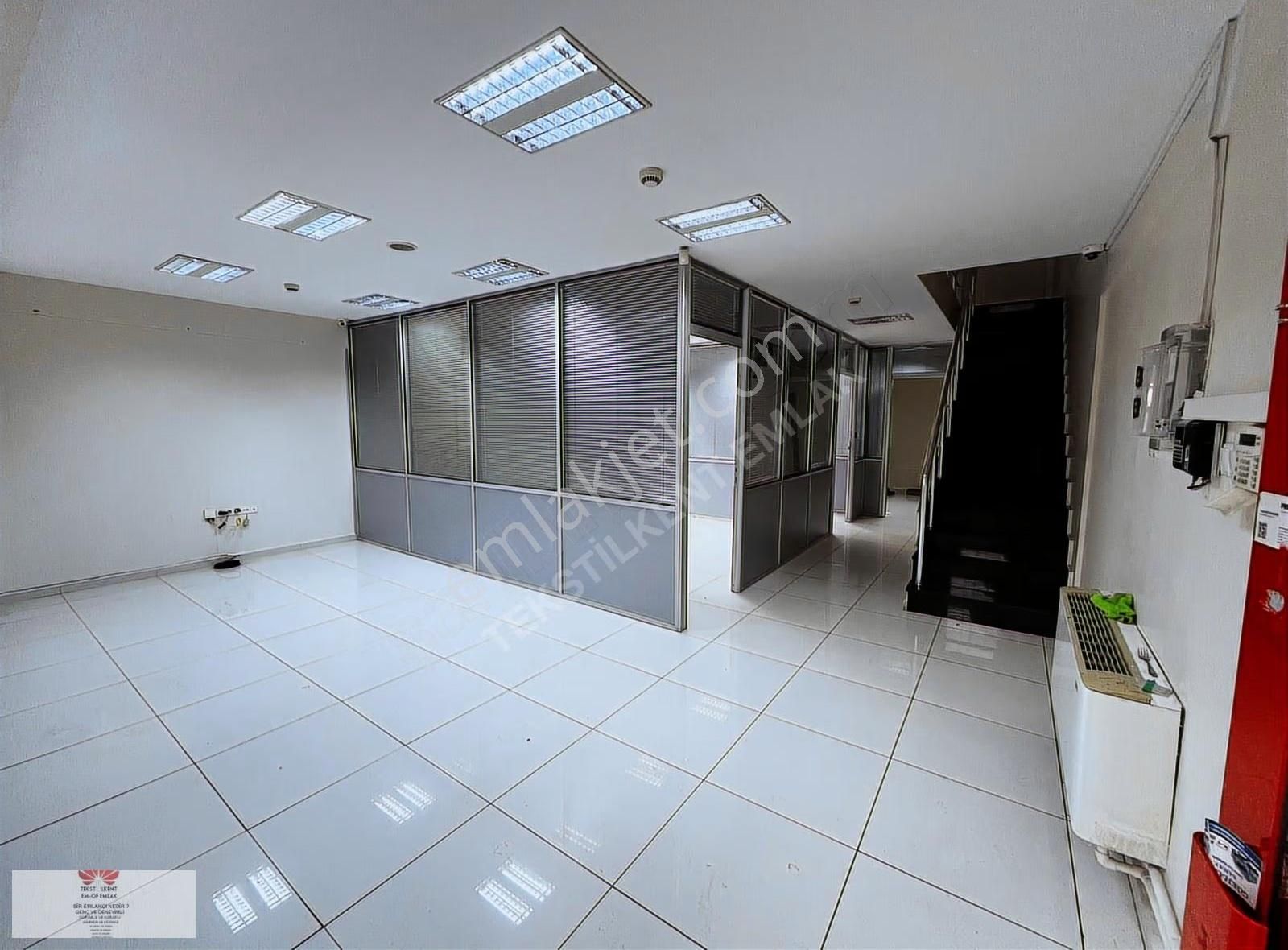 Koza Plazanın Yanında Lüks Yapılı Bölmeli 160m2 Kiralık İşyeri - Görsel 14