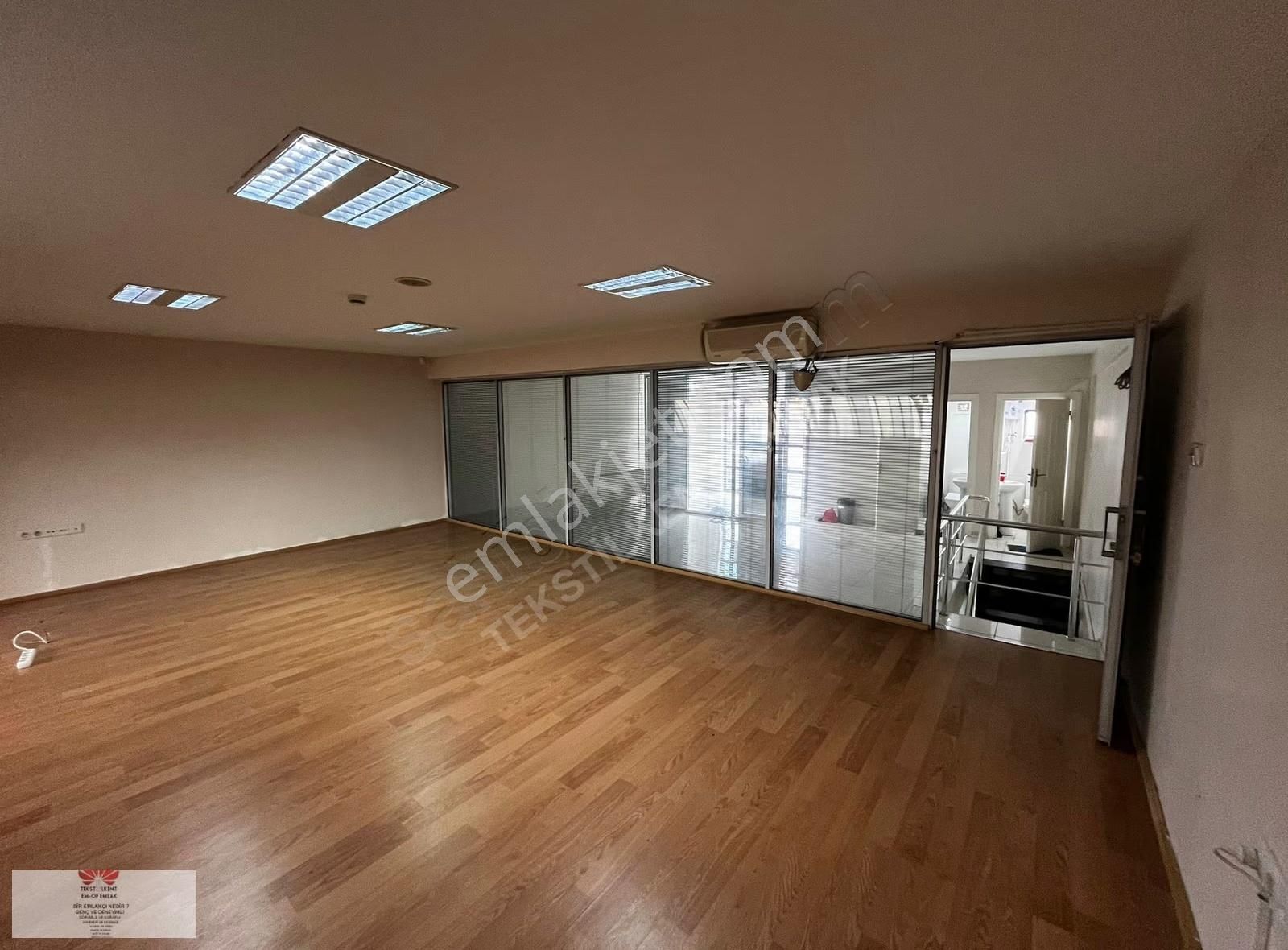 Koza Plazanın Yanında Lüks Yapılı Bölmeli 160m2 Kiralık İşyeri - Görsel 12