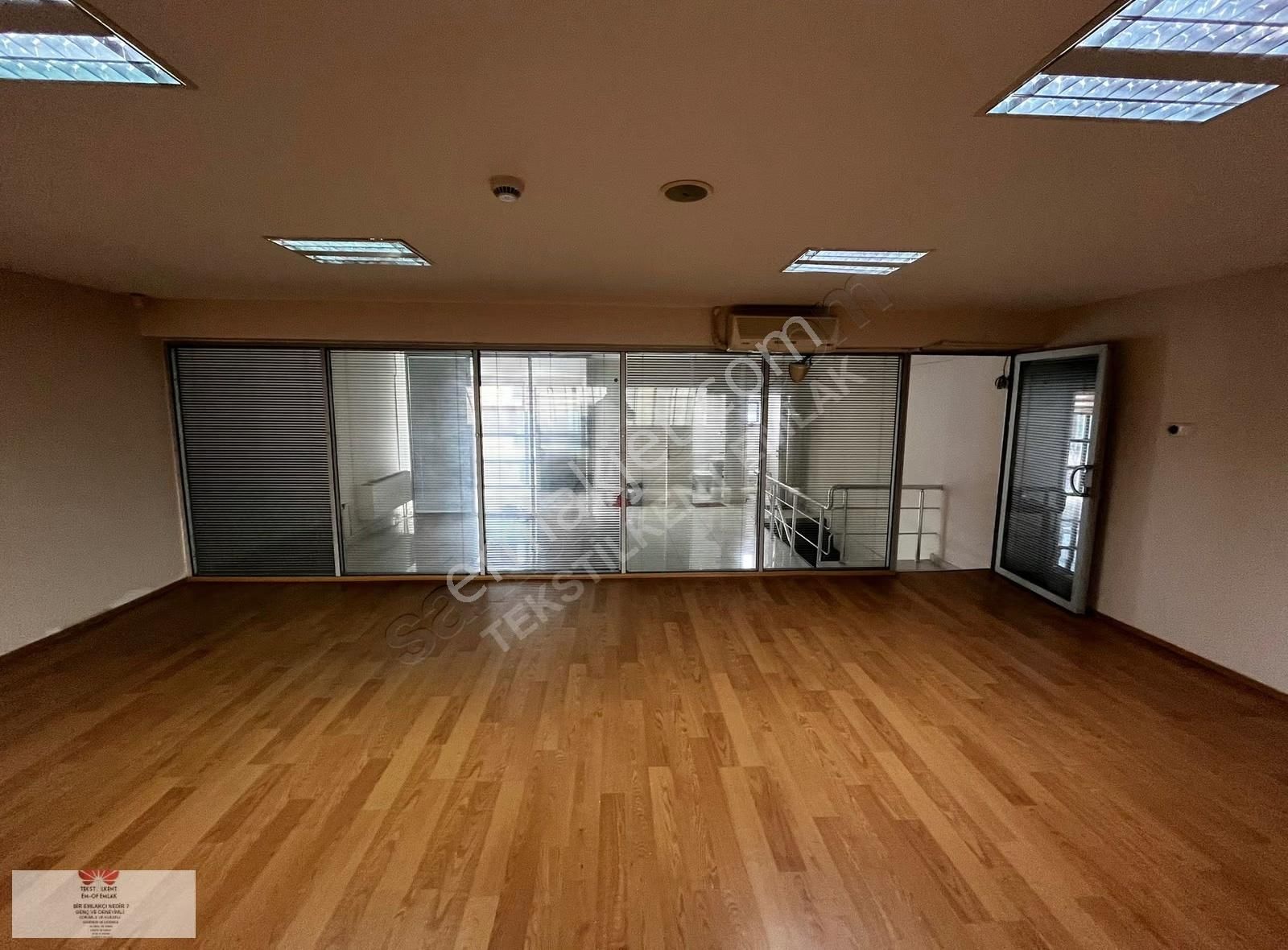 Koza Plazanın Yanında Lüks Yapılı Bölmeli 160m2 Kiralık İşyeri - Görsel 11