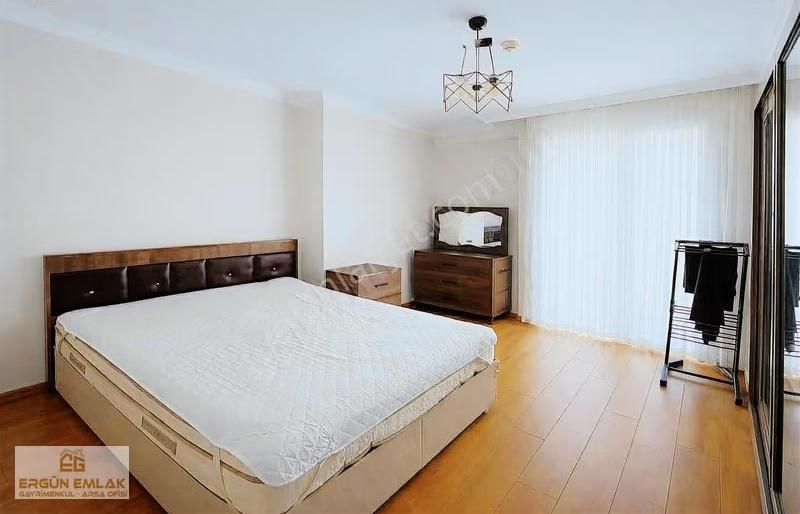 Beylikdüzü Cumhuriyyette Metrobüse 5 Dk 1+1 Eşyalı Kiralık Daire - Görsel 14