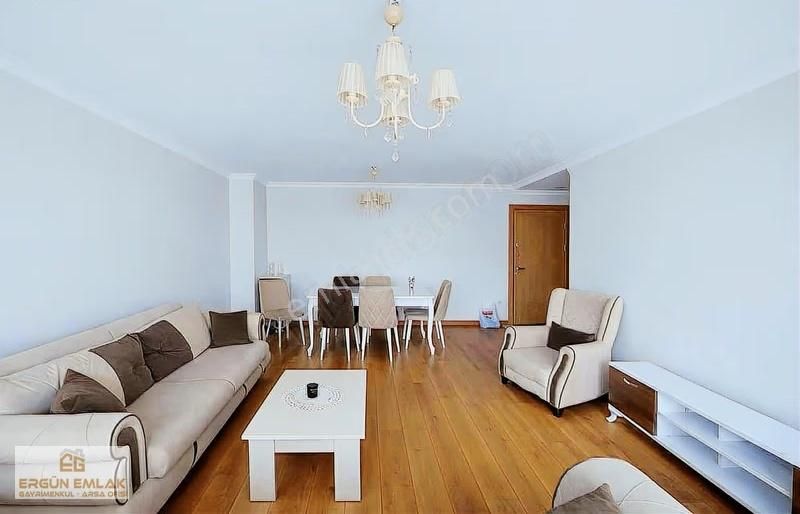 Beylikdüzü Cumhuriyyette Metrobüse 5 Dk 1+1 Eşyalı Kiralık Daire - Görsel 17