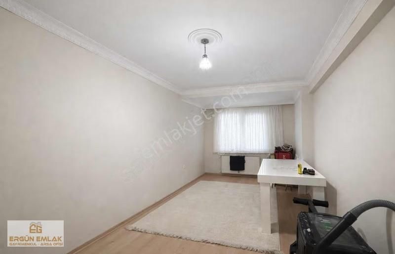 Bahçeşehir'e Komşu 2+1 Satılık İskanlı Arakat - Görsel 19