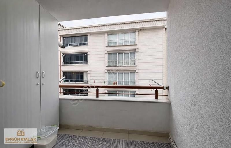 Bahçeşehir'e Komşu 2+1 Satılık İskanlı Arakat - Görsel 12