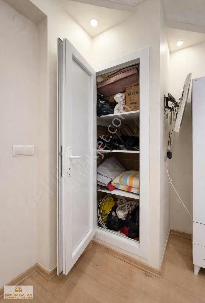 Bahçeşehir'e Komşu 2+1 Satılık İskanlı Arakat - Görsel 3