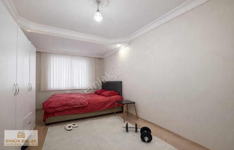 Bahçeşehir'e Komşu 2+1 Satılık İskanlı Arakat - Görsel 31