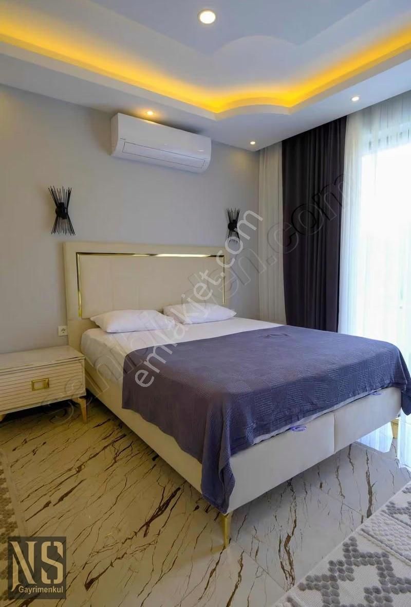 Isıtmalı Havuzlu Jakuzili Müstakil Satılık Villa - Görsel 13