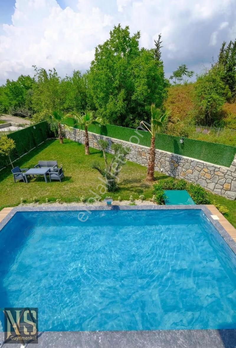 Isıtmalı Havuzlu Jakuzili Müstakil Satılık Villa - Görsel 8