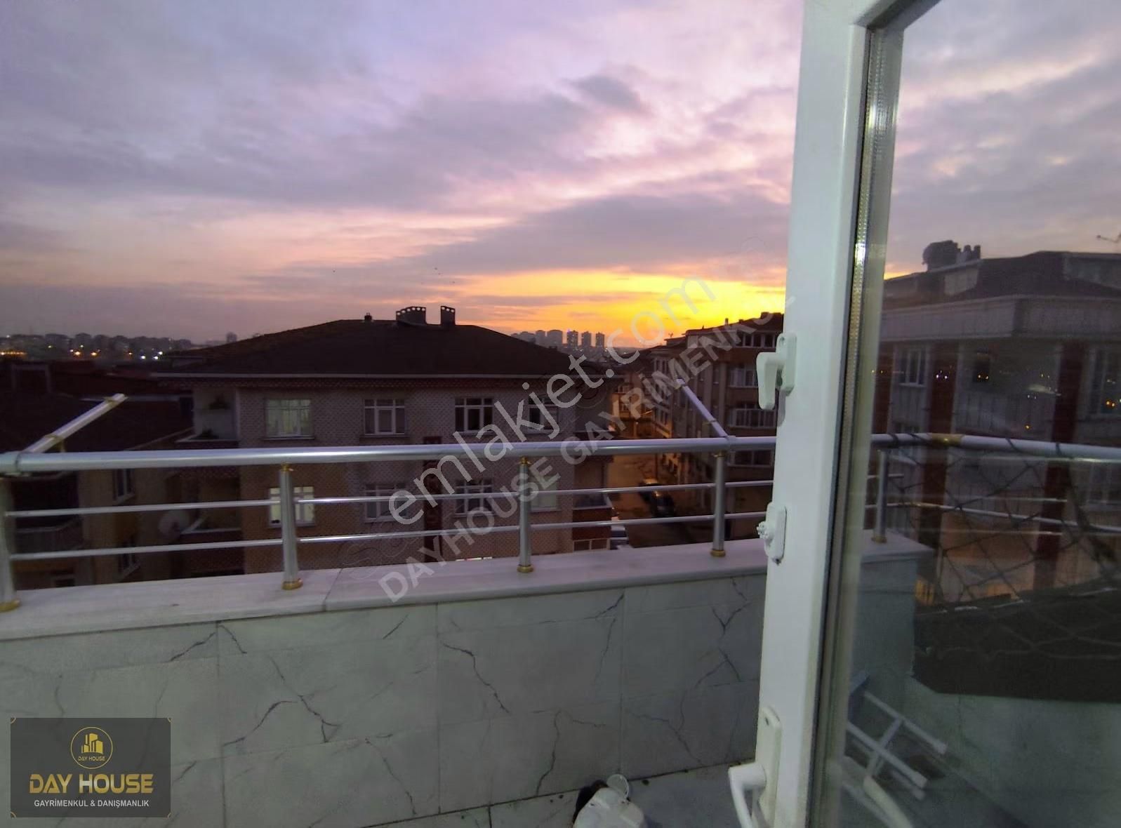Day House'den Şehir Manzaralı Teraslı Dubleks - Görsel 12