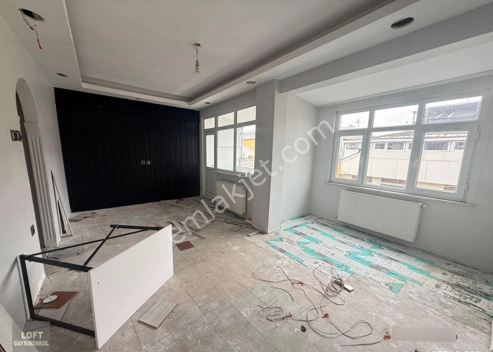 Loft'tan Kemalpaşa'da Kentsele Girmiş Binada Satılık 2+1 5.kat. - Görsel 16