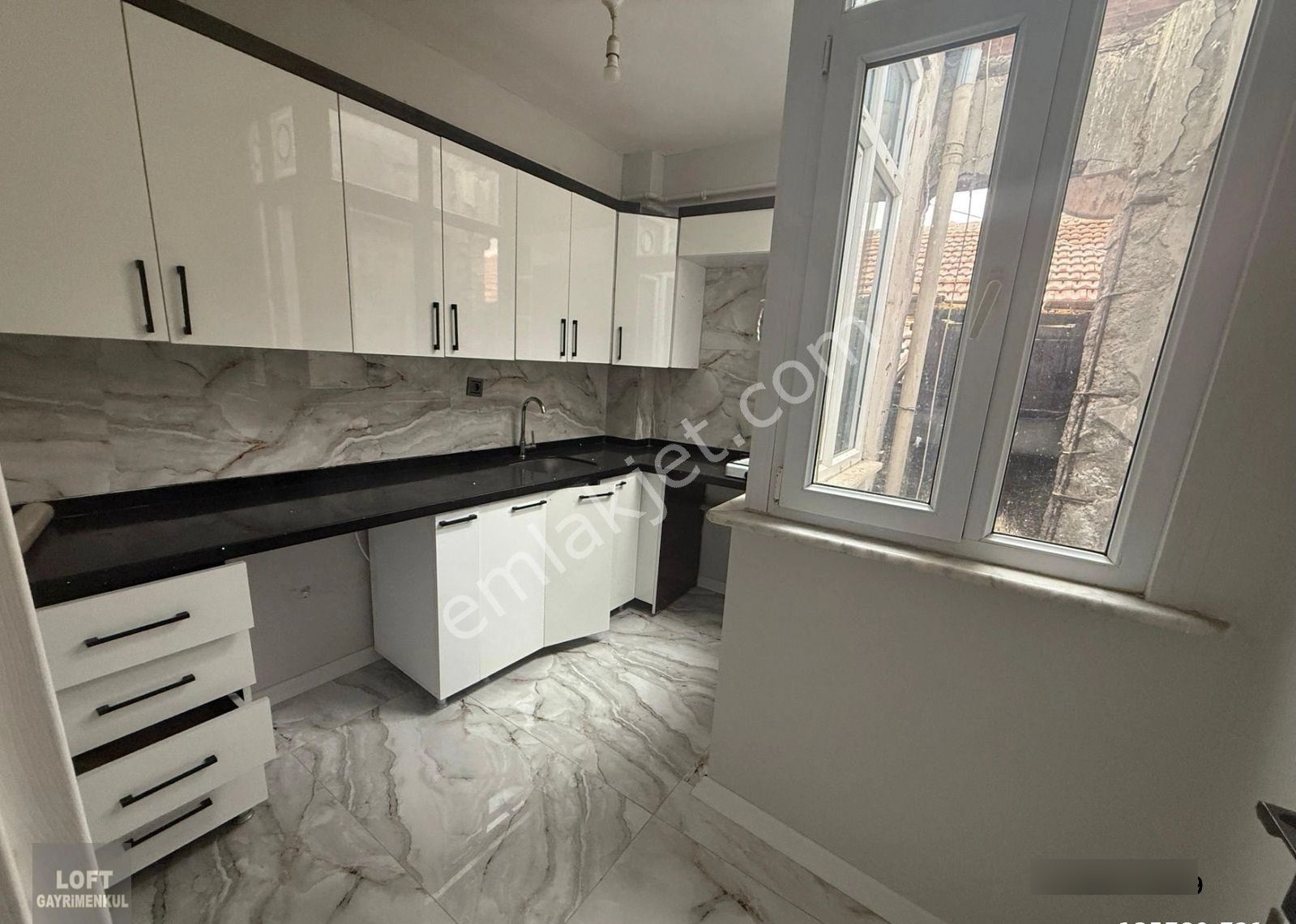 Loft'tan Kemalpaşa'da Kentsele Girmiş Binada Satılık 2+1 5.kat. - Görsel 9