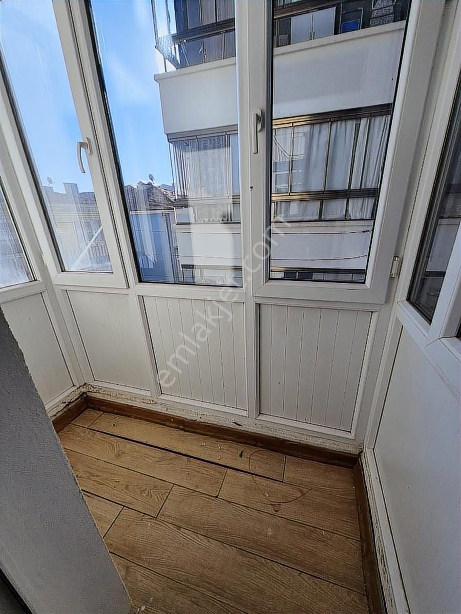 Arel'den Bahçelievler'de 7 Cd.yakını 1 Kat Montalamalı Bina 3+1 - Görsel 9