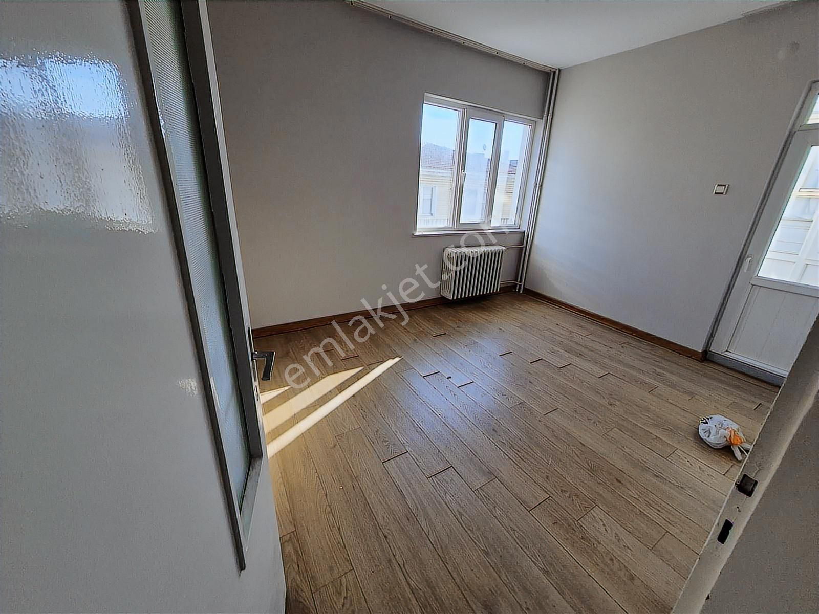 Arel'den Bahçelievler'de 7 Cd.yakını 1 Kat Montalamalı Bina 3+1 - Görsel 14