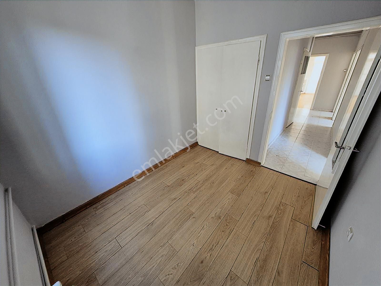 Arel'den Bahçelievler'de 7 Cd.yakını 1 Kat Montalamalı Bina 3+1 - Görsel 17