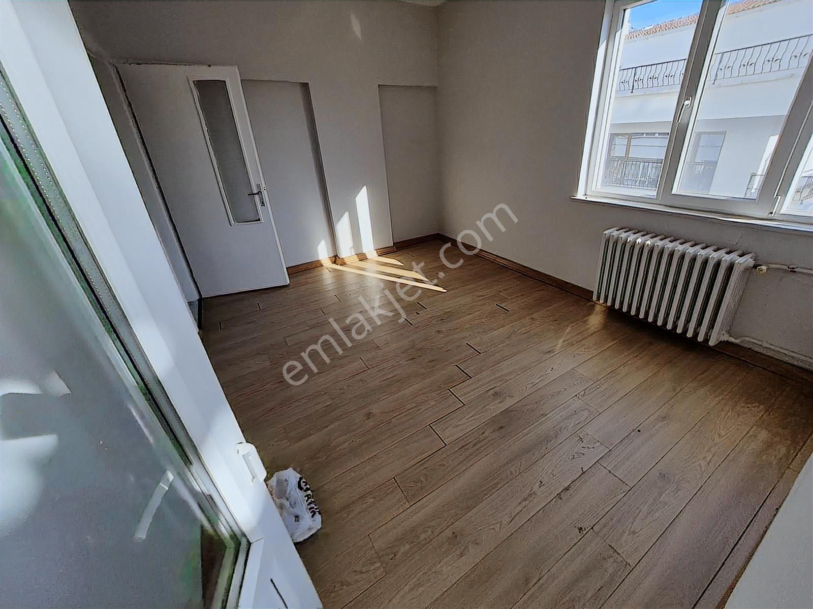 Arel'den Bahçelievler'de 7 Cd.yakını 1 Kat Montalamalı Bina 3+1 - Görsel 16