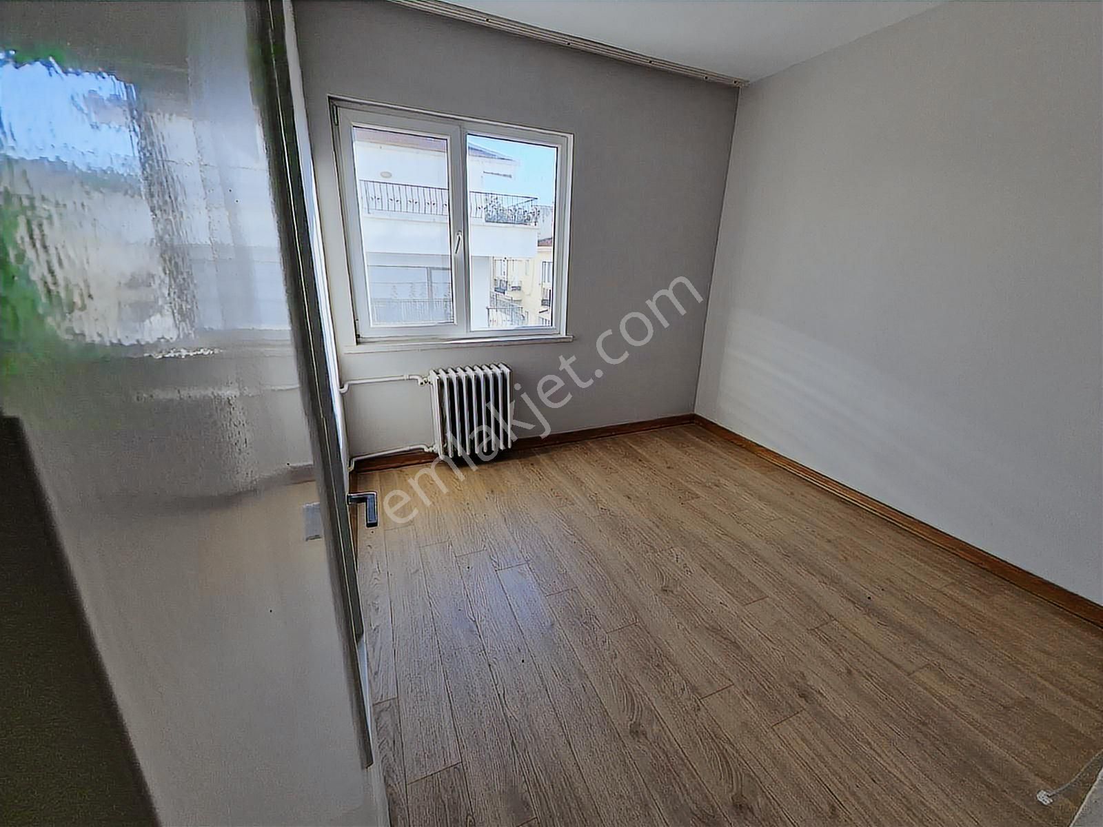 Arel'den Bahçelievler'de 7 Cd.yakını 1 Kat Montalamalı Bina 3+1 - Görsel 23