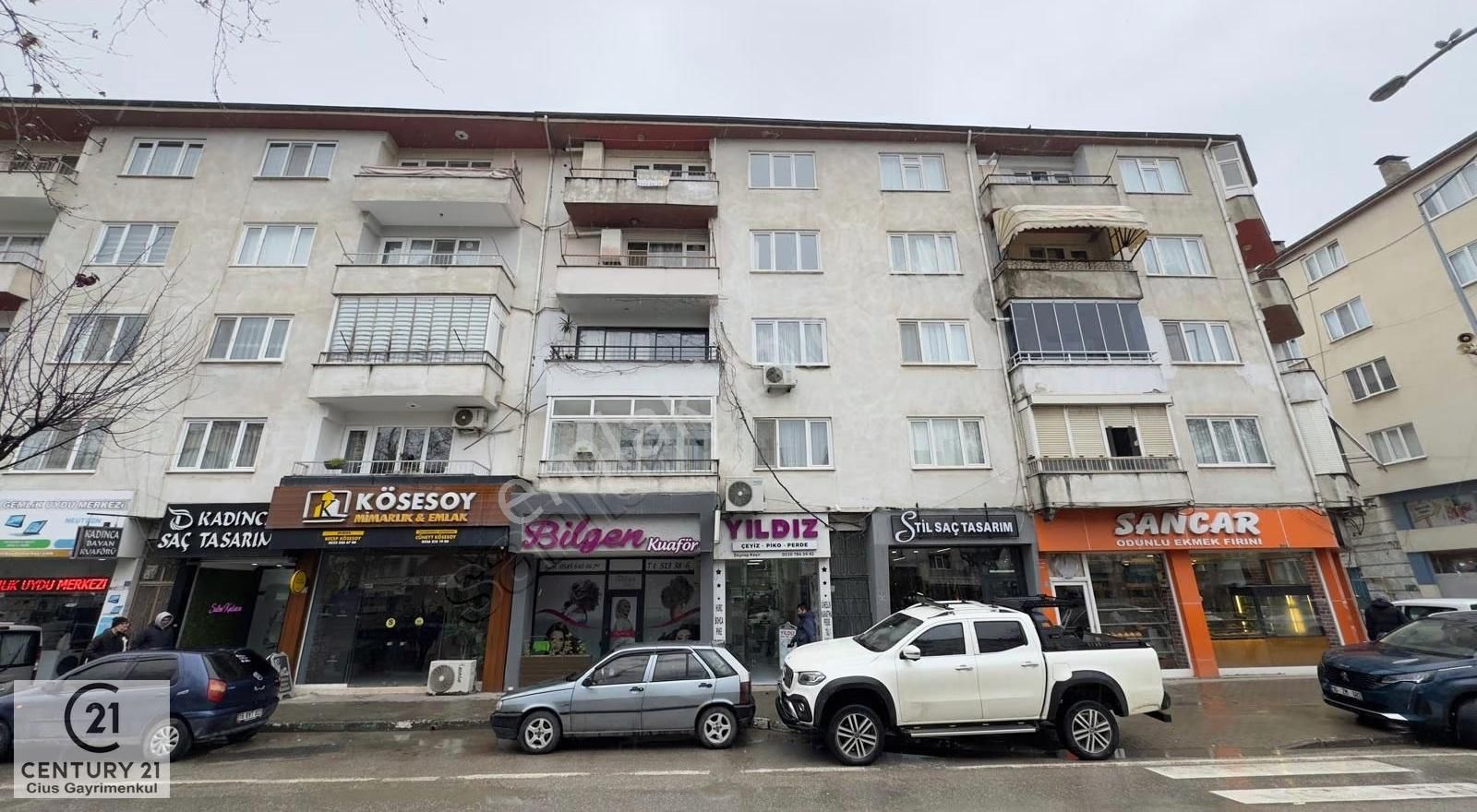 C21 Cius;dereboyu Cadde Üstü 3+1 Kiralık Daire