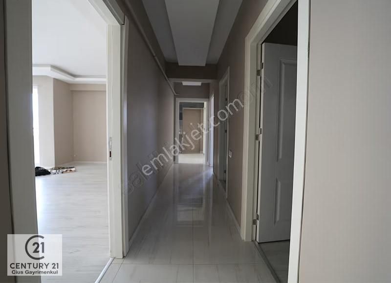 C21 Cius; Hisar Mahallesin'de Yeni Binada Asansörlü 3+1 Kiralık - Görsel 8