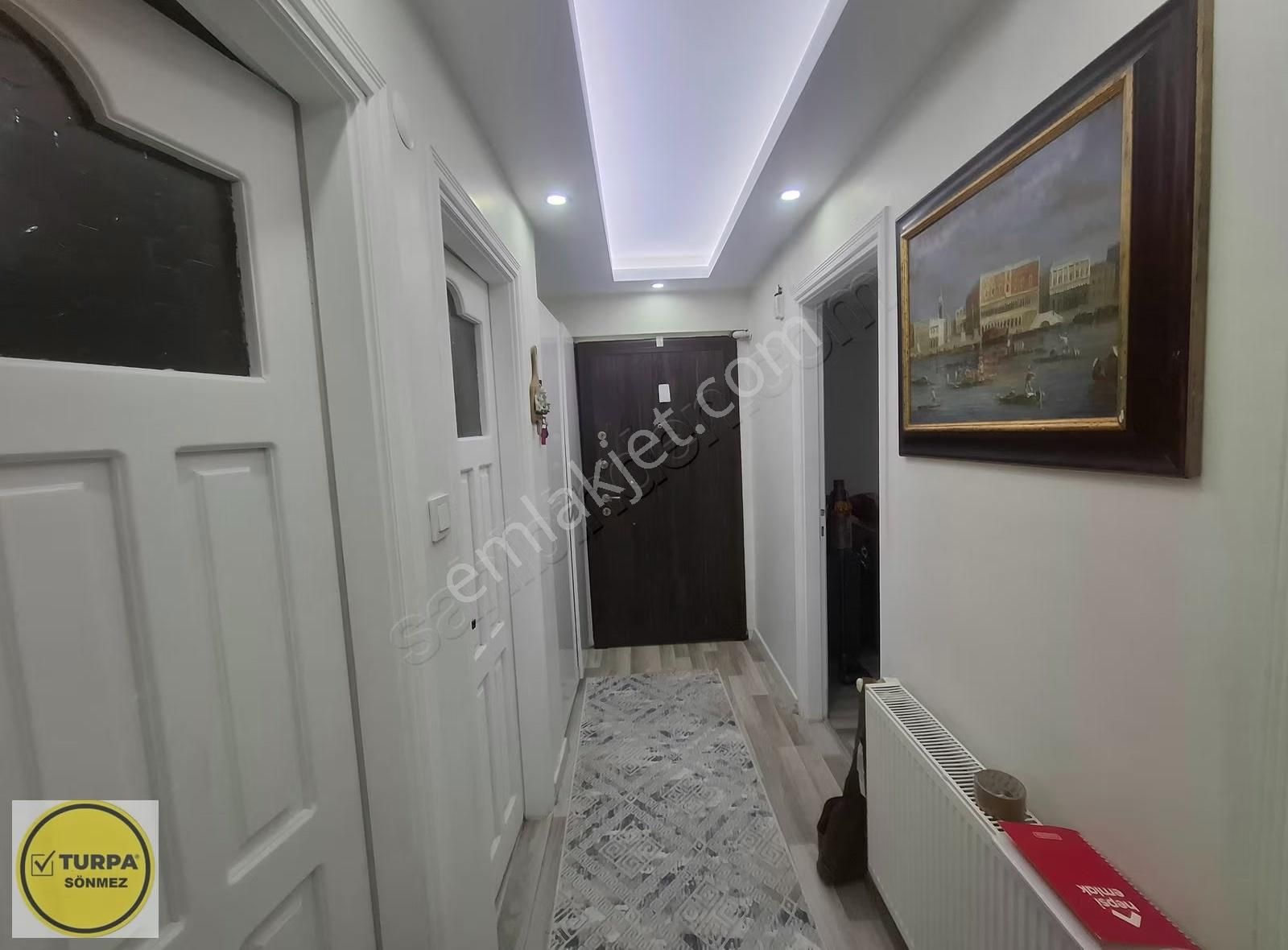 Buca Çamlıkulede Satılık Geniş 3+1 Daire - Görsel 3