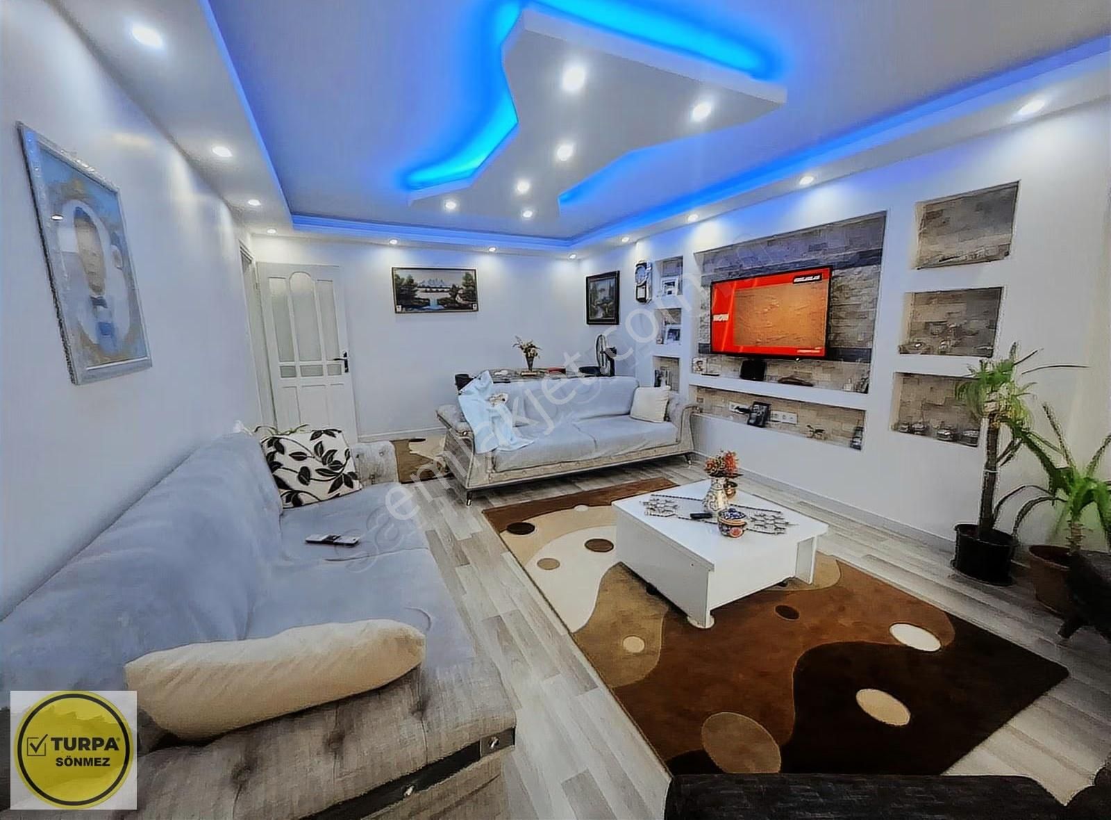 Buca Çamlıkulede Satılık Geniş 3+1 Daire - Görsel 7