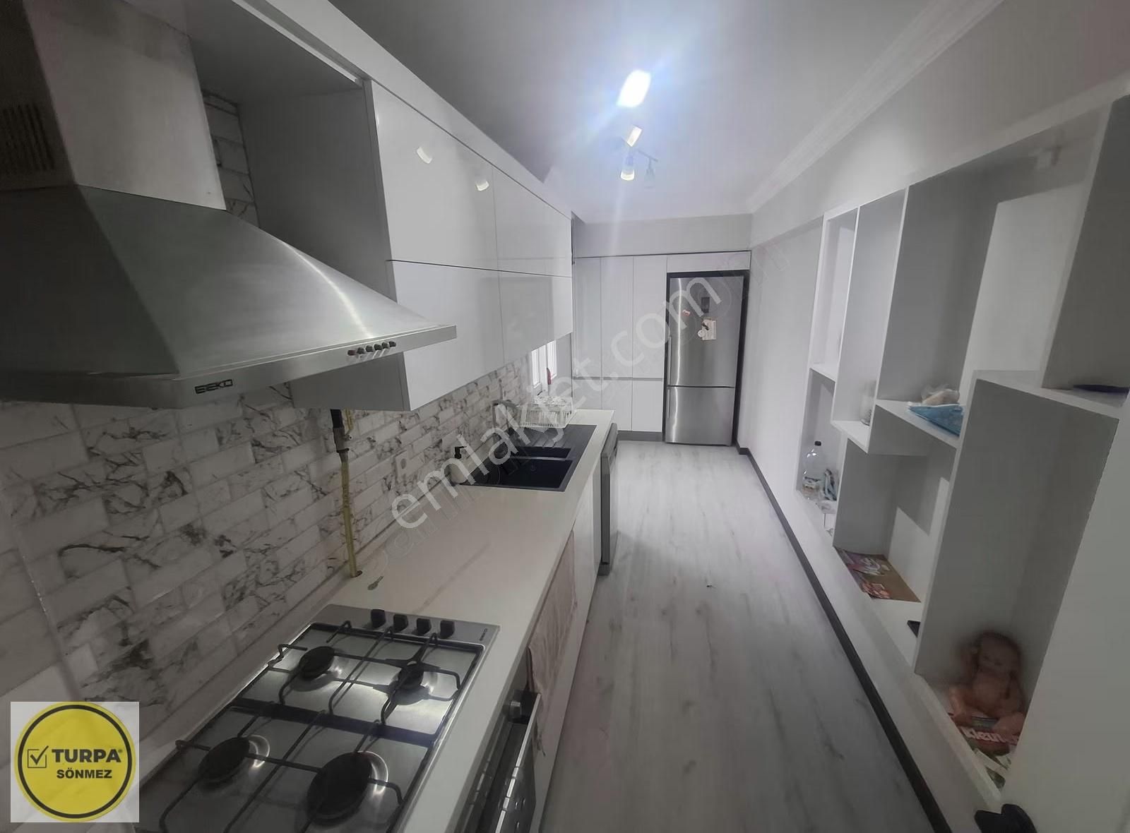 Turpa Sönmezden Buca Çamlıkulede Satılık Geniş Daire - Görsel 7