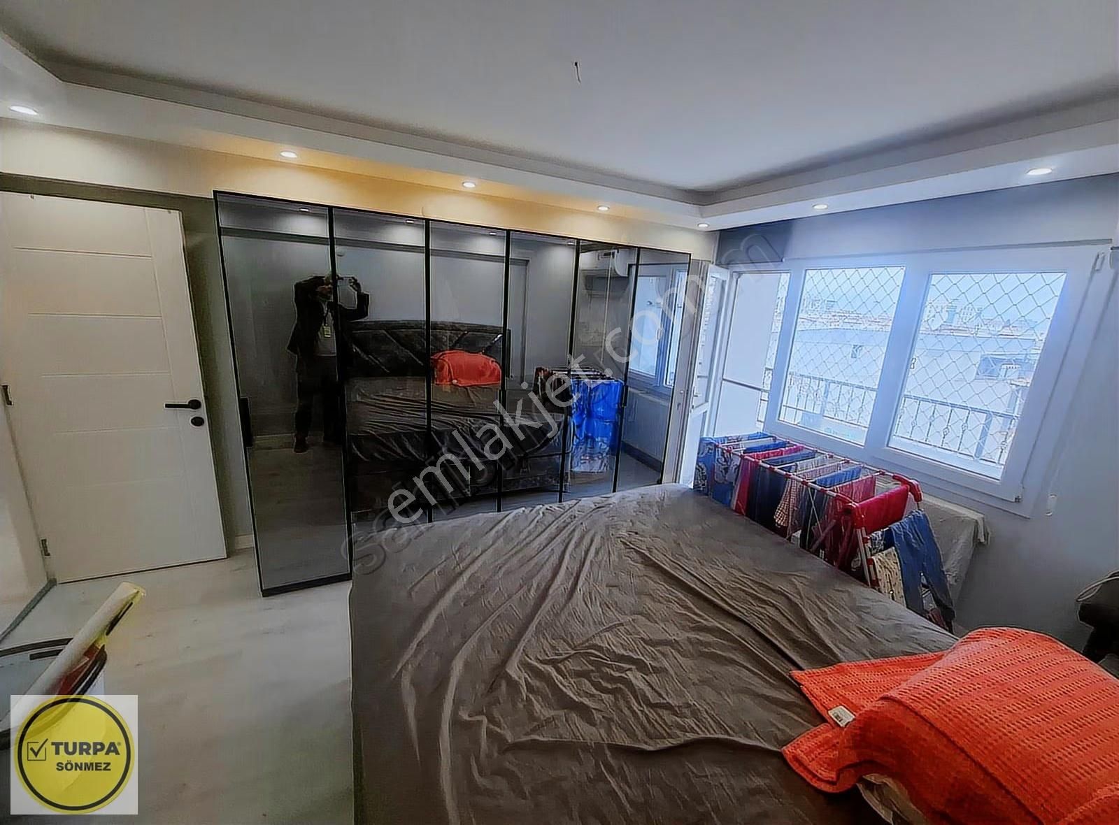 Turpa Sönmezden Buca Çamlıkulede Satılık Geniş Daire - Görsel 8