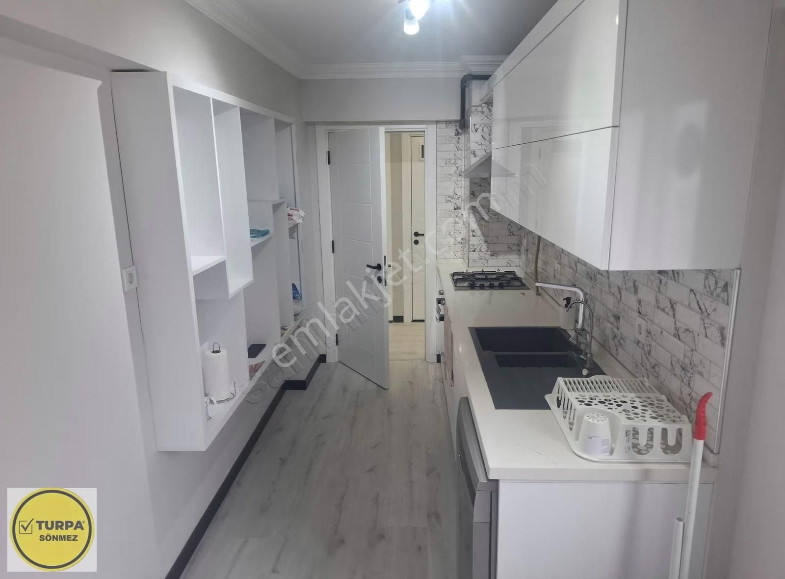 Turpa Sönmezden Buca Çamlıkulede Satılık Geniş Daire - Görsel 11