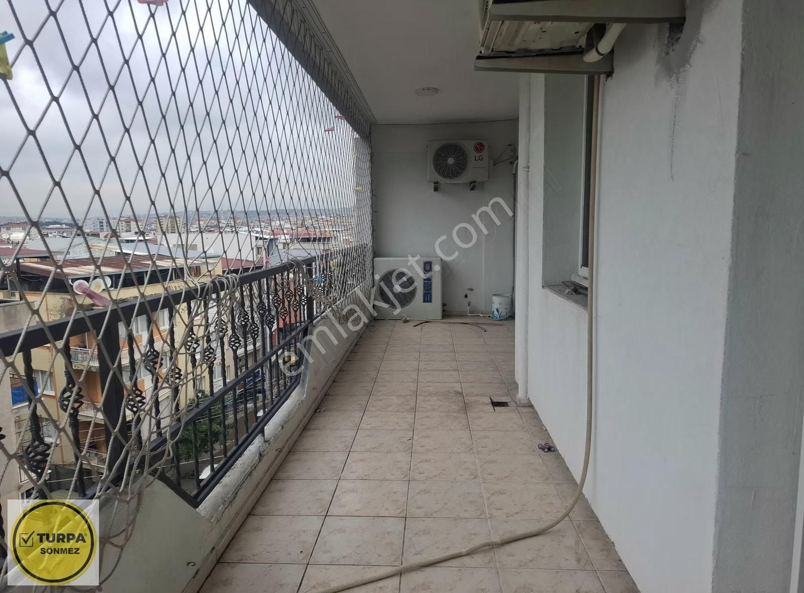 Turpa Sönmezden Buca Çamlıkulede Satılık Geniş Daire - Görsel 18