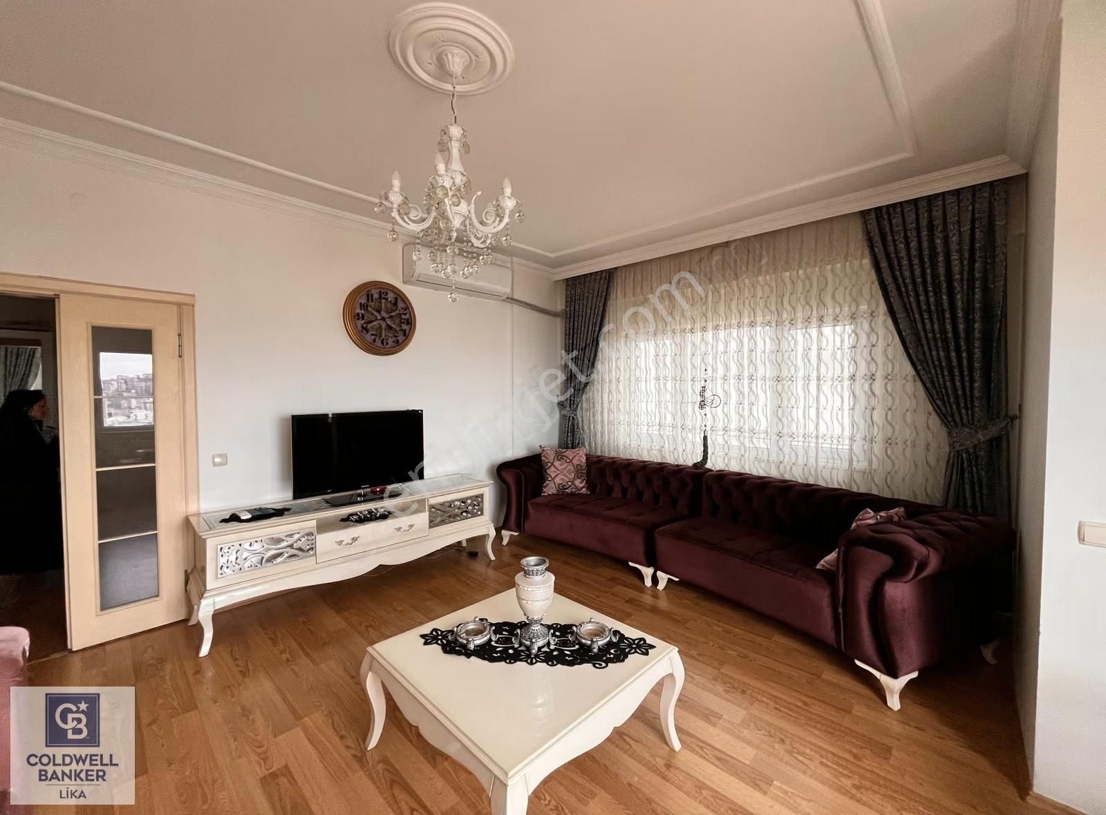 Yomra'da Site İçerisinde Ayrı Girişli Satılık Dubleks - Görsel 2