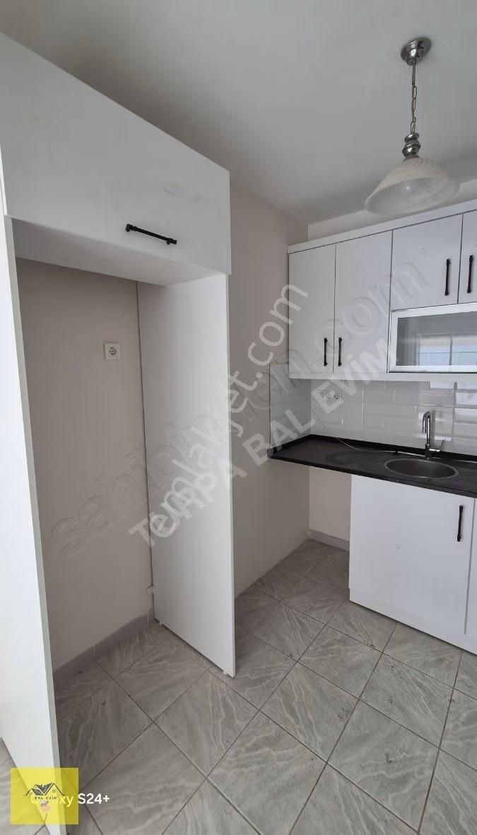 Karşıyaka Tersane Satılık 2+1 - Görsel 14