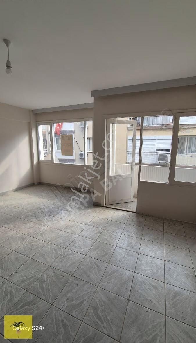 Karşıyaka Tersane Satılık 2+1 - Görsel 2