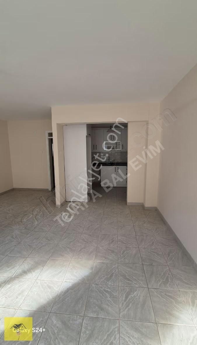 Karşıyaka Tersane Satılık 2+1 - Görsel 11