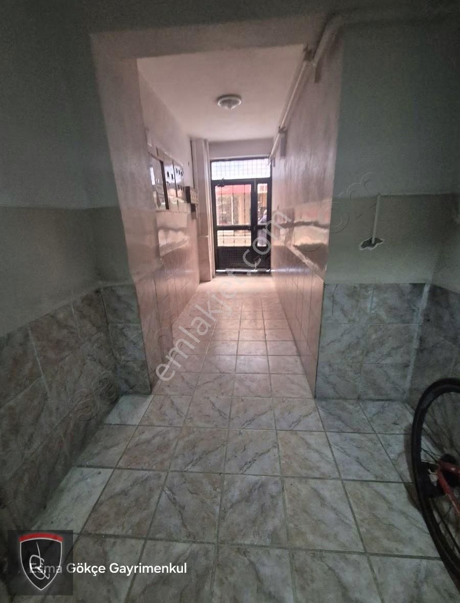 Kırım Caddesi Üzerinde Satılık Daire - Görsel 2