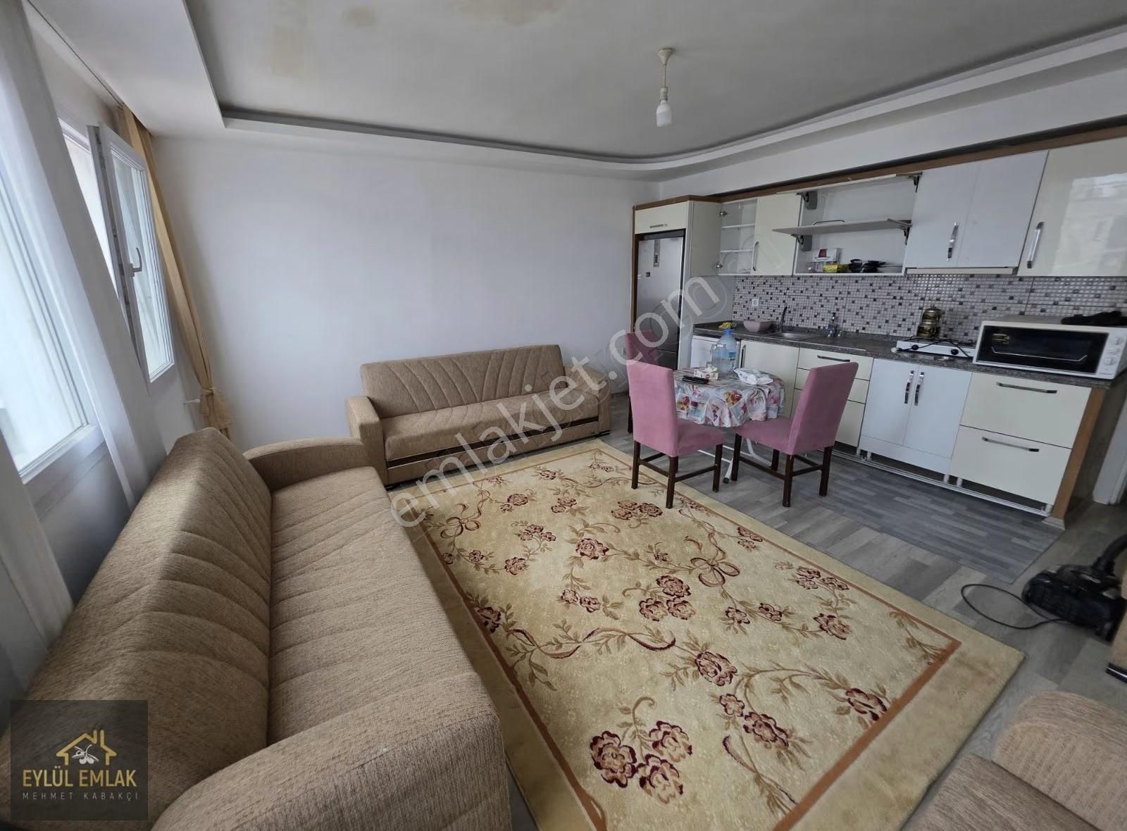 Mumcular Anacadde Üstünde Eşyalı Kiralık 3+1 Daire - Görsel 7