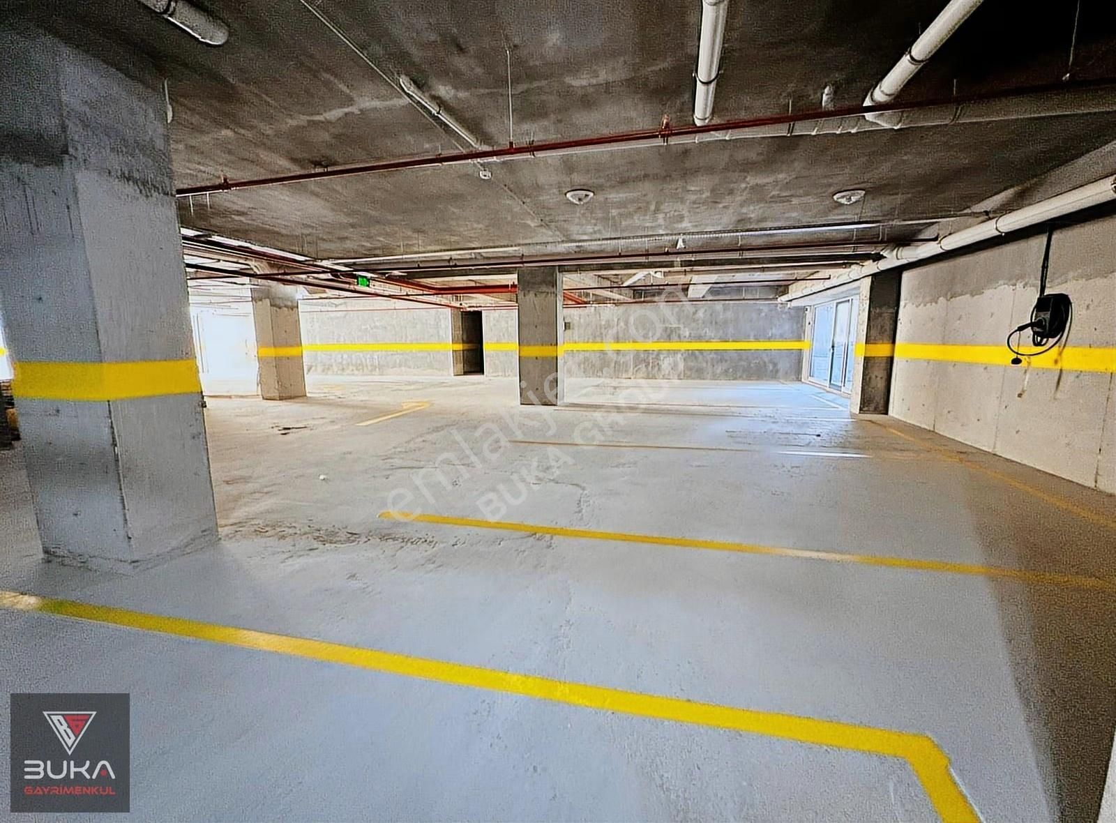 7/24 Güvenlikli 3 Kat Otoparklı Sitede Sıfır Eşyalı Kiralık 1+1 - Görsel 15