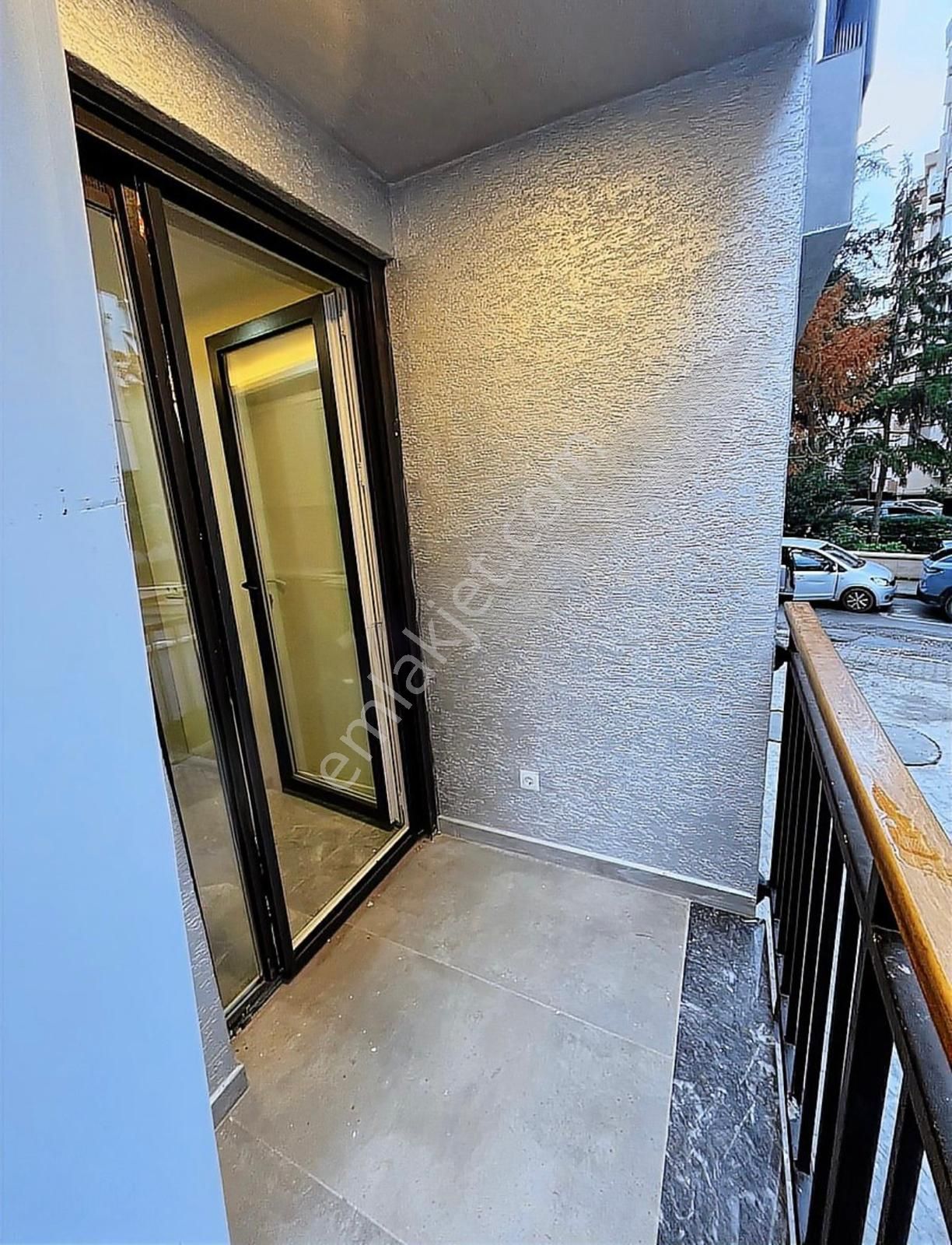 Göztepe'de Caddeye 3.sokakta Satılık Sıfır Balkonlu 3+1 Daire - Görsel 27