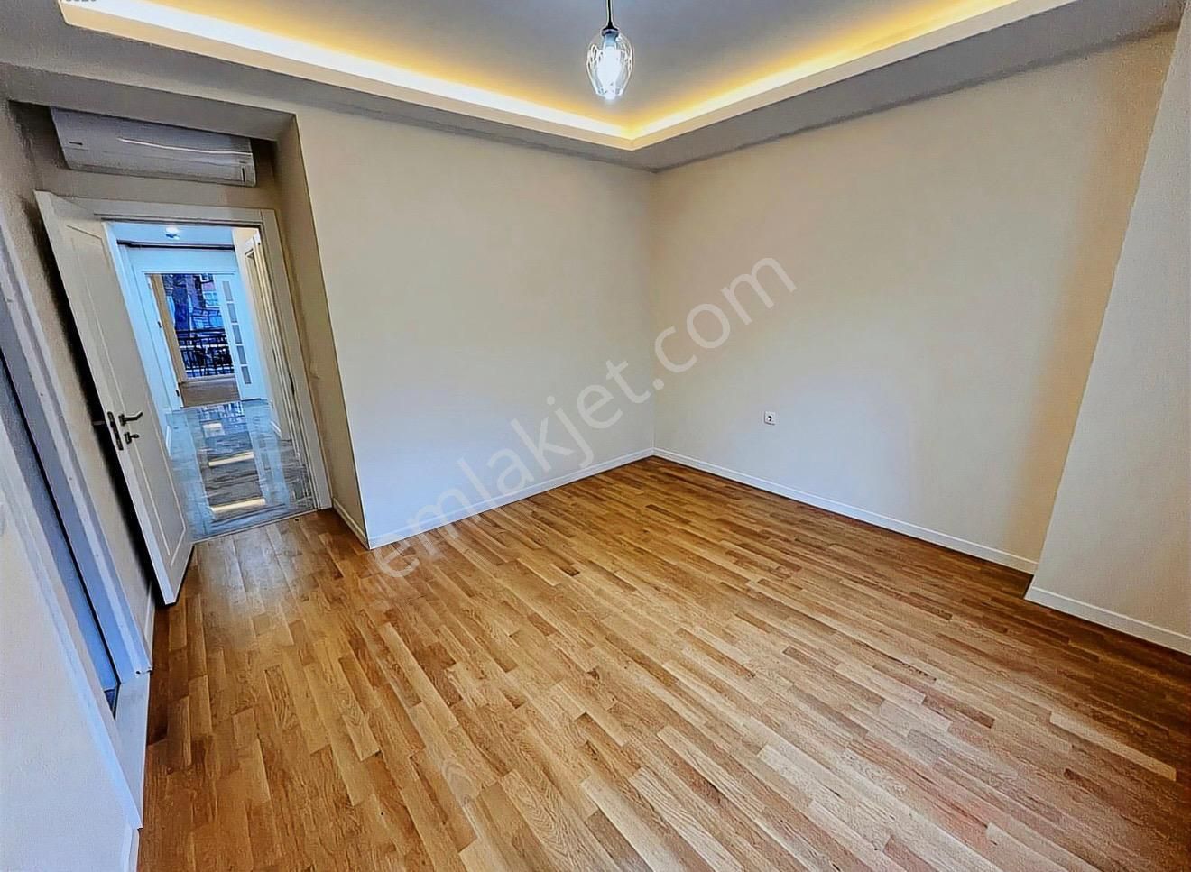 Göztepe'de Caddeye 3.sokakta Satılık Sıfır Balkonlu 3+1 Daire - Görsel 17